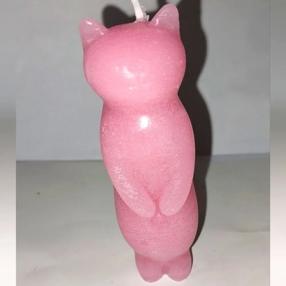 Hand crafted limited edition tall catcandle from our Cat Lady candle collection